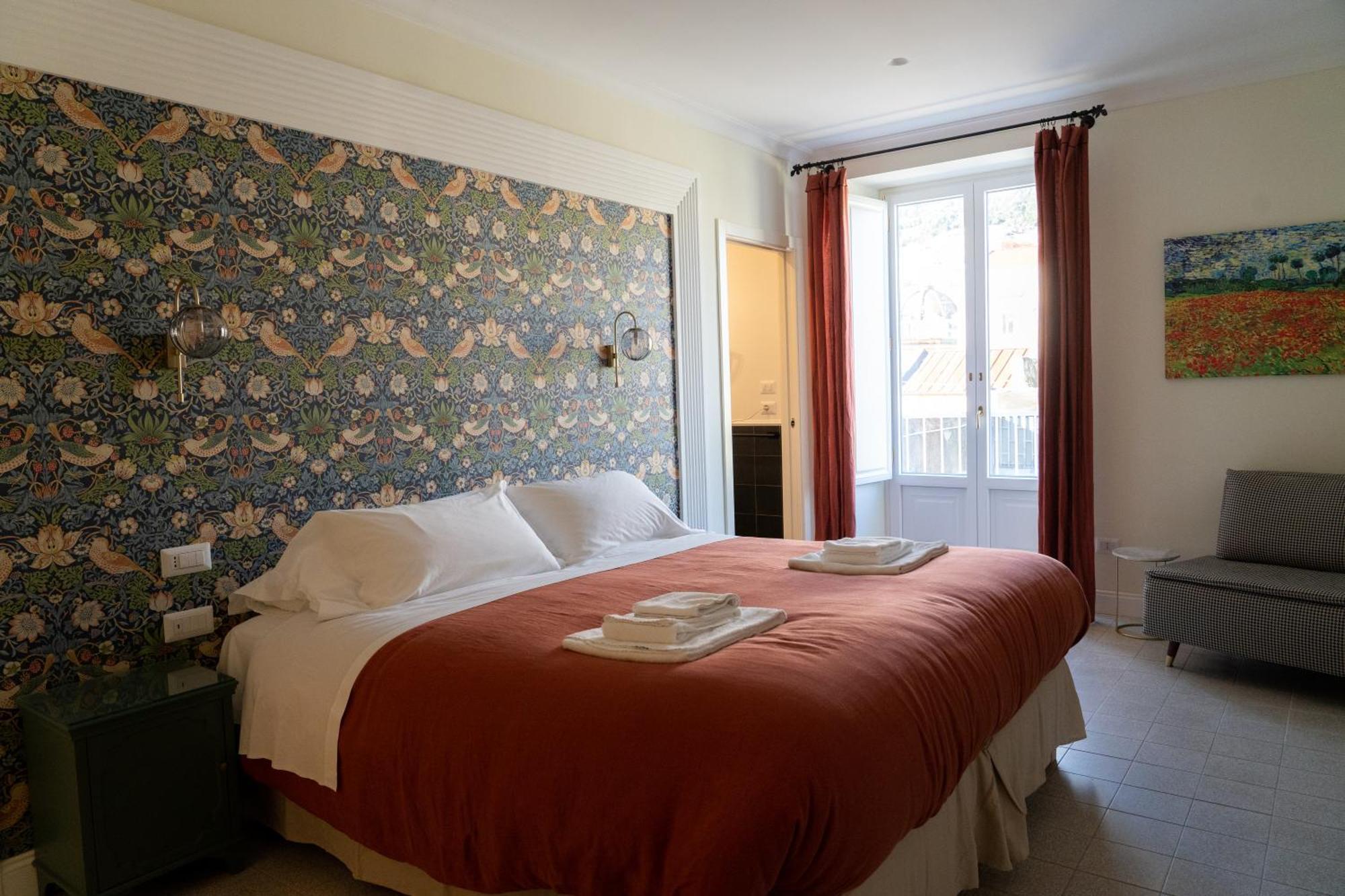Domus Sibyllina, Palazzo Cavalcanti Bed & Breakfast Naples